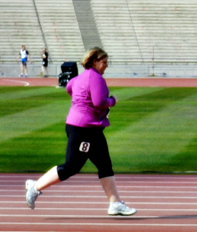 weight_heavier_running_injury_forefoot_strike_heel_strike_run_forefoot
