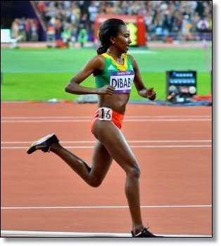 running_higher_back_kick_run_faster_Bretta_Riches_run_forefoot
