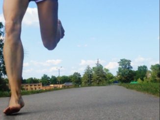 Forefoot Running While Barefoot May Fix Foot Overpronation
