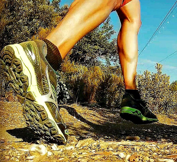 Running Shoes with Traction Linked to ACL Injury RUN FOREFOOT